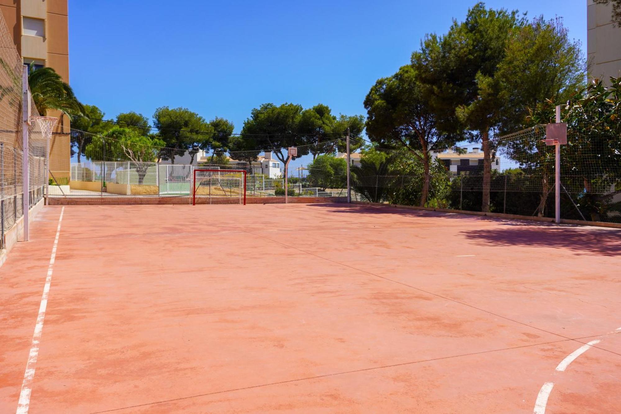 Con Piscina En By Bebalmy Apartamento Villajoyosa